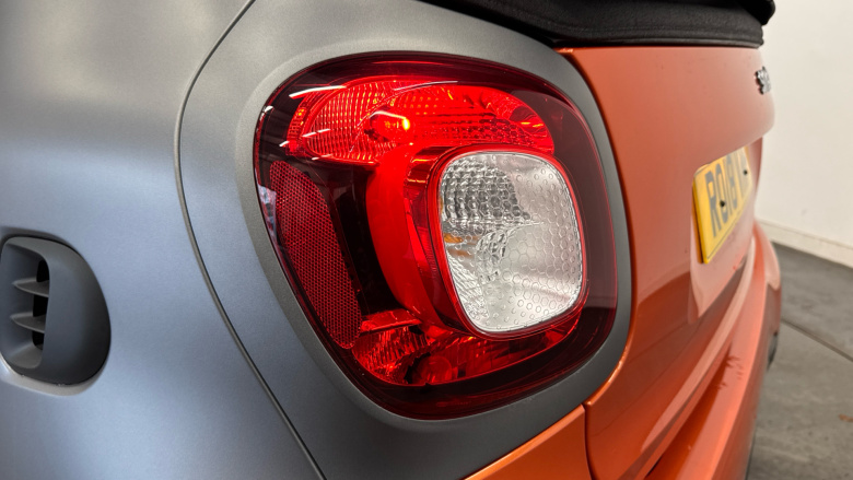 Smart fortwo cabrio 0.9 Turbo Prime Premium 2dr Auto Petrol Cabriolet